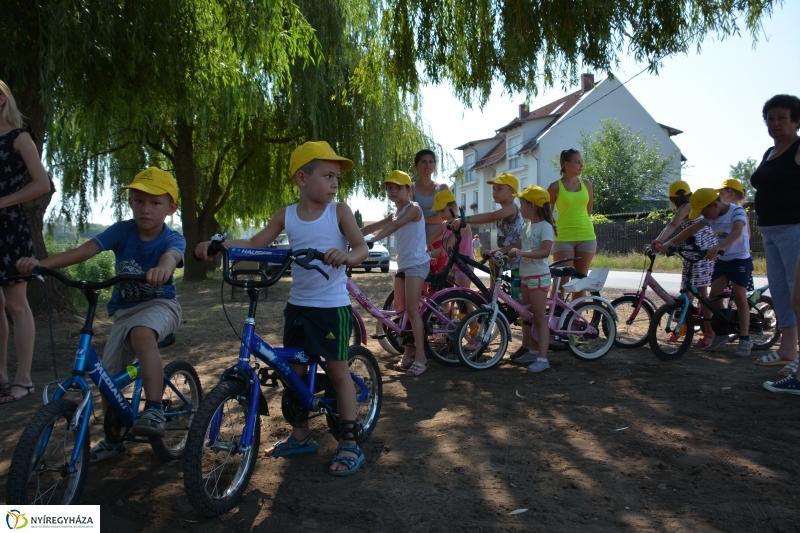 Átadták a felújított bujtosi sétányt