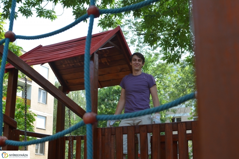 Fidelitas játszótér felújítás