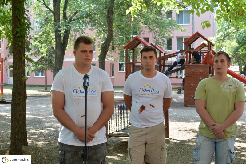 Fidelitas játszótér felújítás