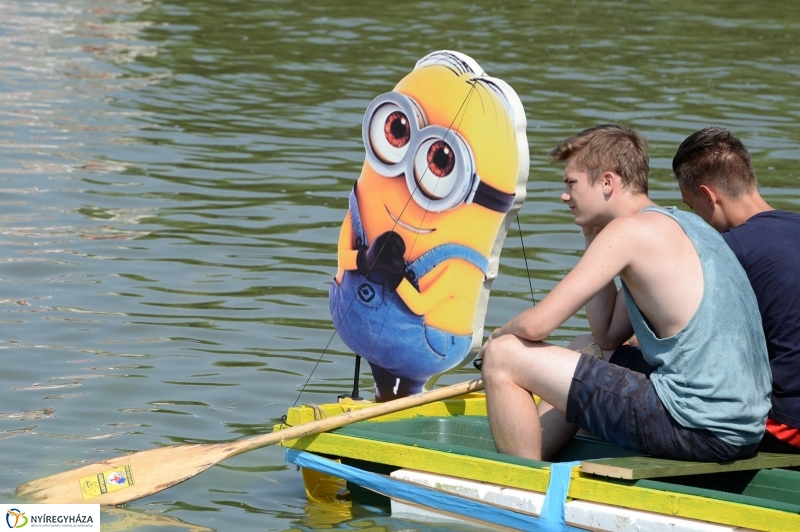 Úszó alkalmatlanságok vetélkedője