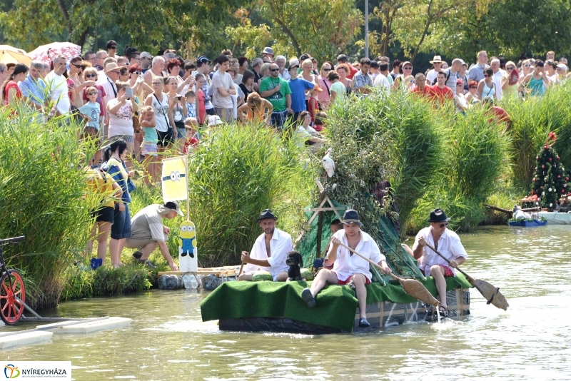 Úszó alkalmatlanságok vetélkedője