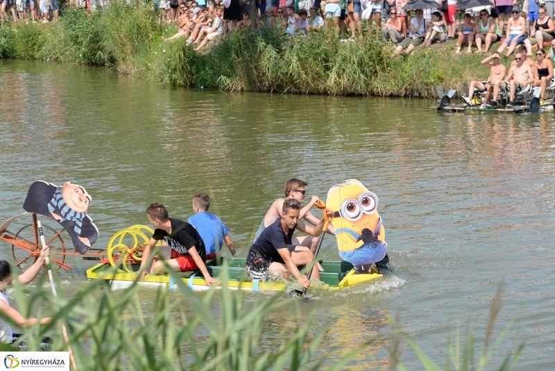 Úszó alkalmatlanságok vetélkedője
