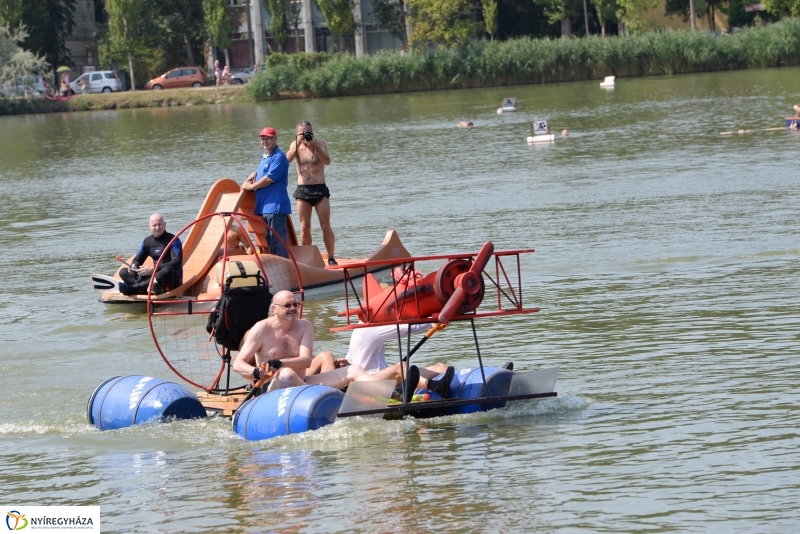 Úszó alkalmatlanságok vetélkedője