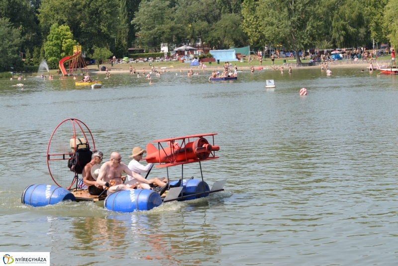Úszó alkalmatlanságok vetélkedője