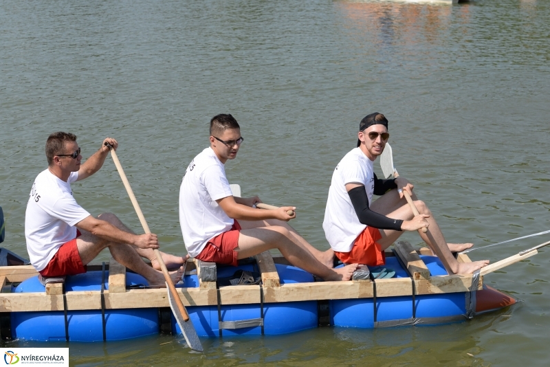 Úszó alkalmatlanságok vetélkedője