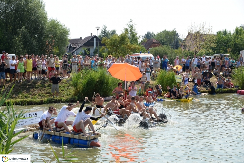 Úszó alkalmatlanságok vetélkedője