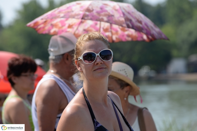 Úszó alkalmatlanságok vetélkedője