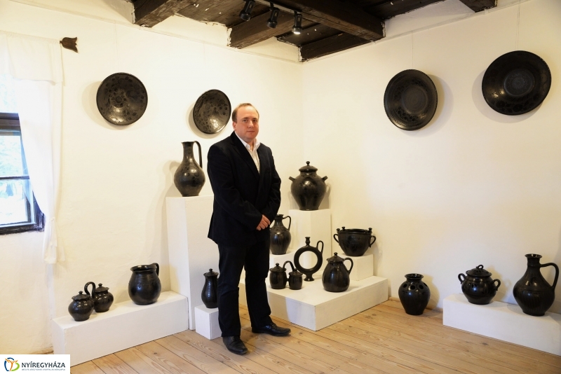 ifj. Fazekas István fazekas munkáiból nyílt kiállítás a Múzeumfaluban