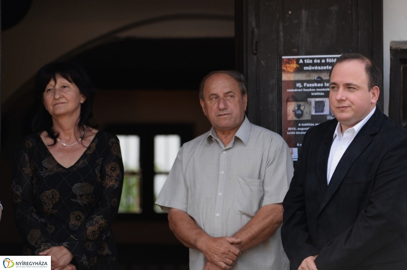 ifj. Fazekas István fazekas munkáiból nyílt kiállítás a Múzeumfaluban