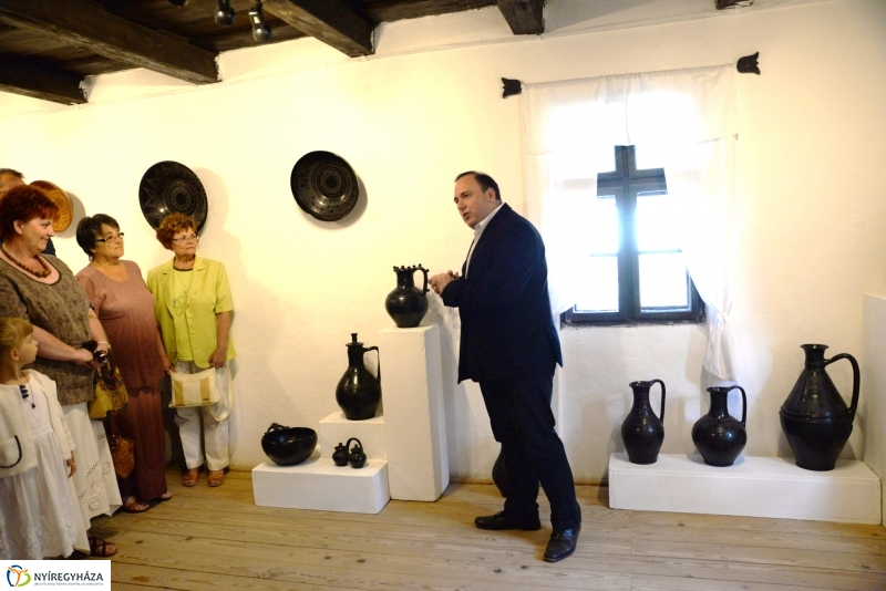 ifj. Fazekas István fazekas munkáiból nyílt kiállítás a Múzeumfaluban