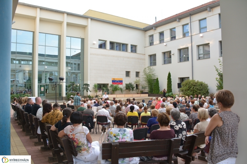 Venezuelából a Cantemushoz