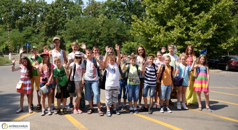 Ukrán gyerekek az Állatparkban