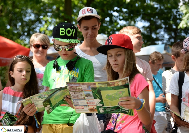 Ukrán gyerekek az Állatparkban