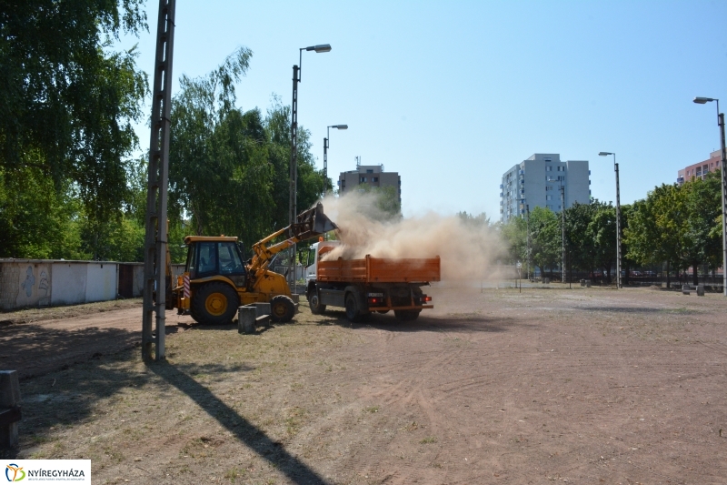 Felújítás a Krúdy Gyula utcai sportpályán 