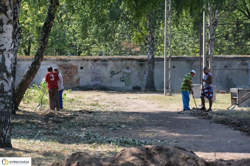 Felújítás a Krúdy Gyula utcai sportpályán 