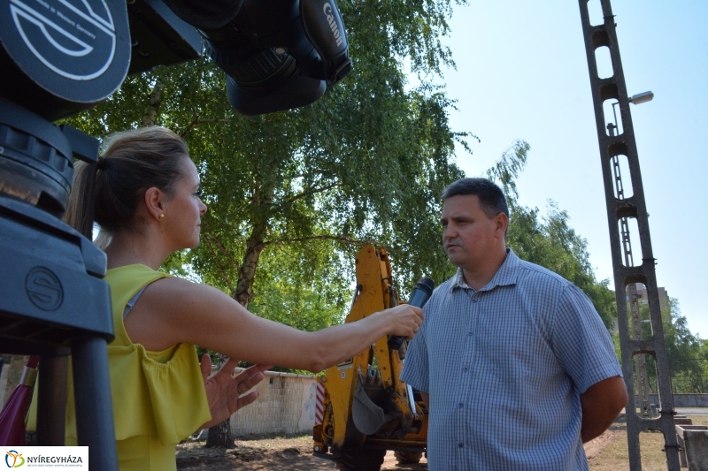 Felújítás a Krúdy Gyula utcai sportpályán 