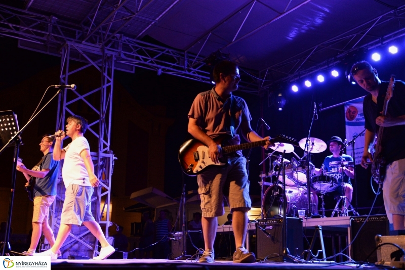 Könnyűzenei fellépők a Serfeszten