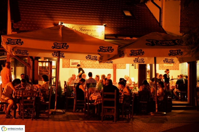 Könnyűzenei fellépők a Serfeszten