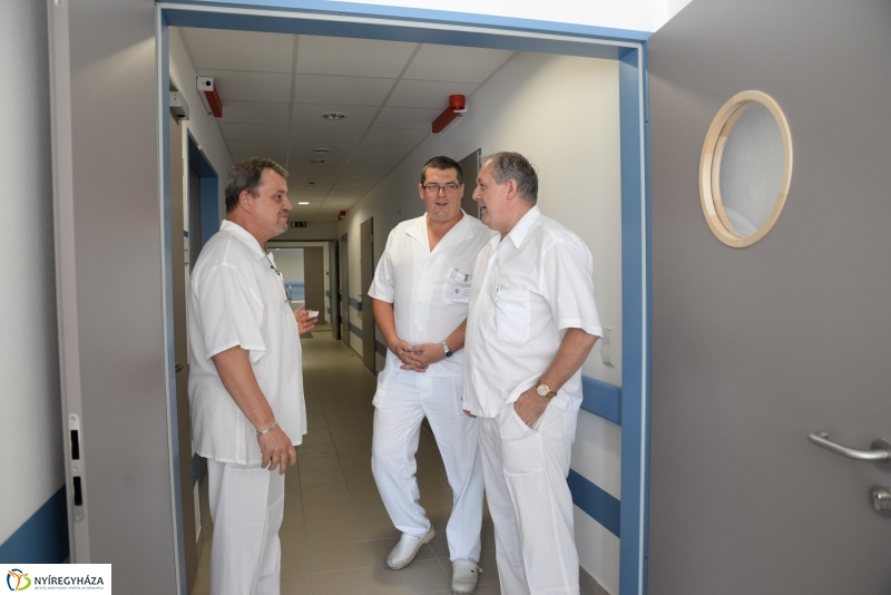 Rehabilitációs részleg átadás 