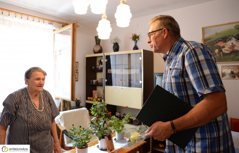 A kilencven éves Kiss Jenőné köszöntése