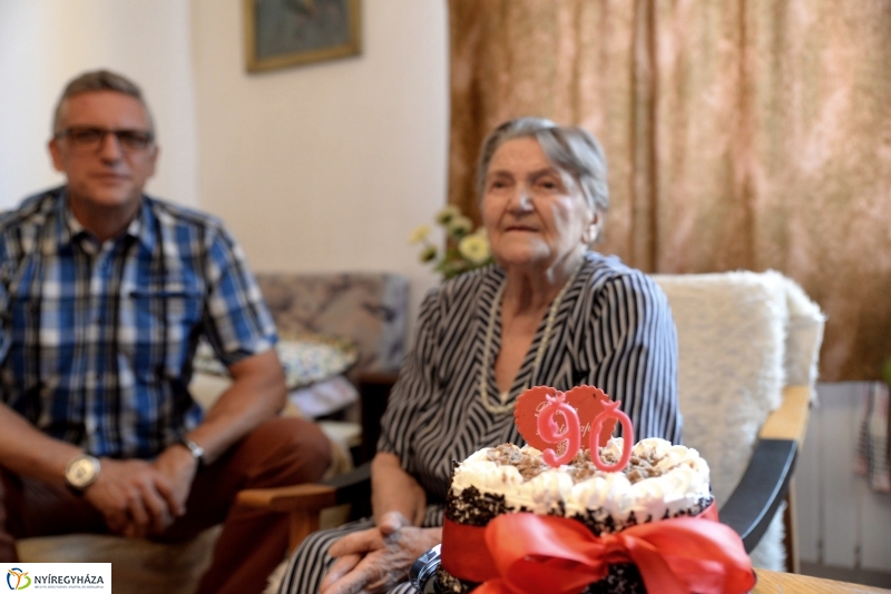 A kilencven éves Kiss Jenőné köszöntése