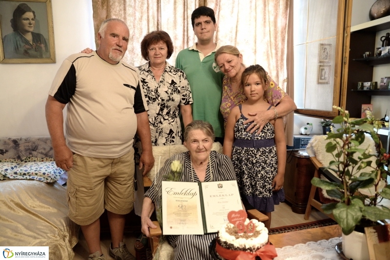 A kilencven éves Kiss Jenőné köszöntése