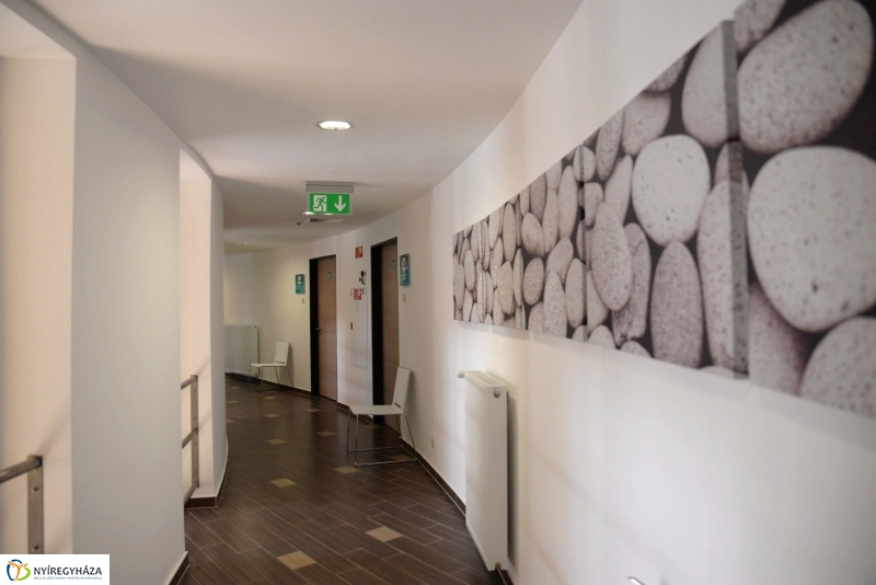 Megnyitott az új fürdőgyógyászat a Sóstón