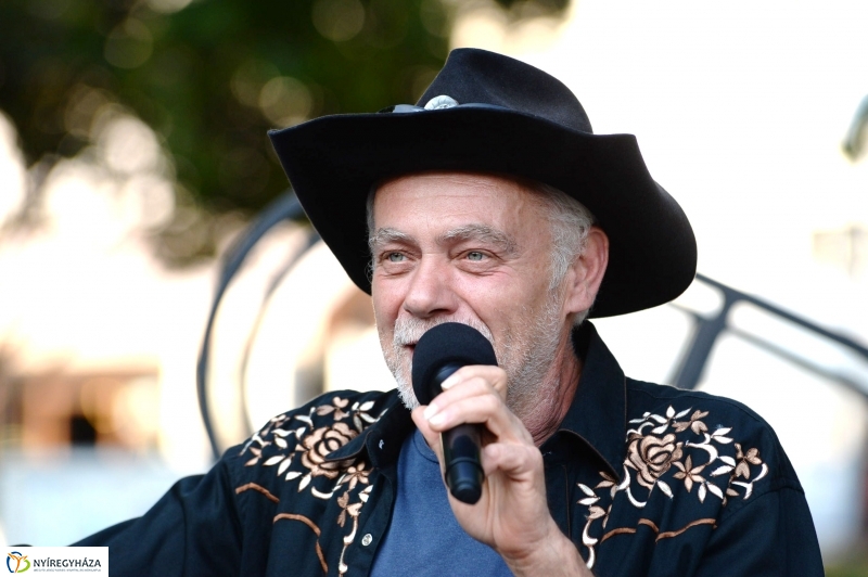 A Keleti Sasfiókák a Kossuth téri nyári esték fellépői