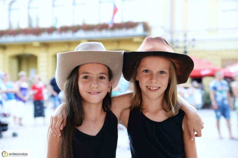 A Keleti Sasfiókák a Kossuth téri nyári esték fellépői