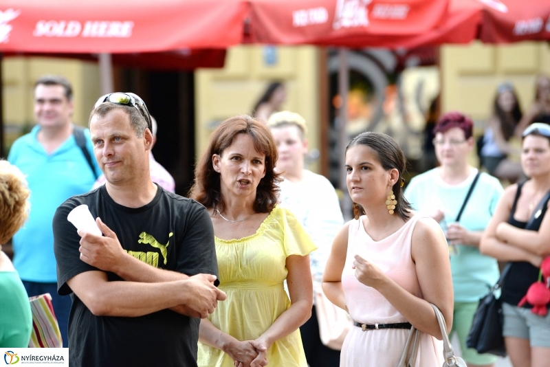 A Keleti Sasfiókák a Kossuth téri nyári esték fellépői