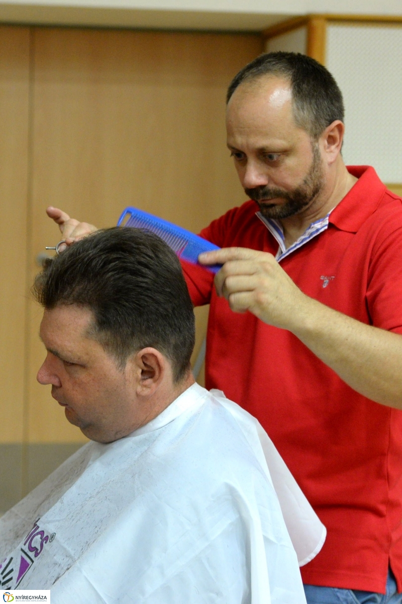 Jótékonysági nap az Esélycentrumban