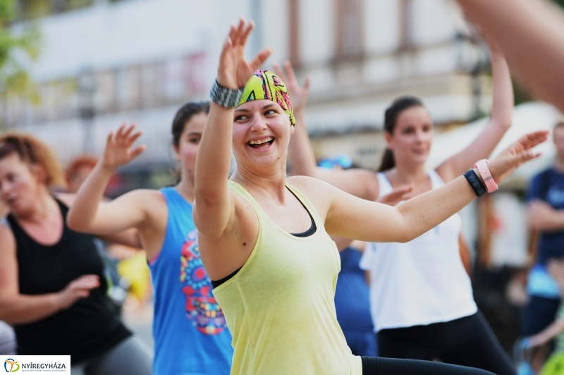 Zumba a Kossuth téren
