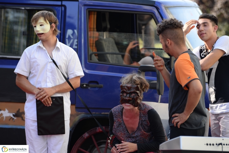 Vasárnap délutáni séta a Vidor-programok helyszínein