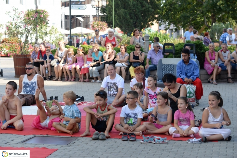 Vasárnap délutáni séta a Vidor-programok helyszínein