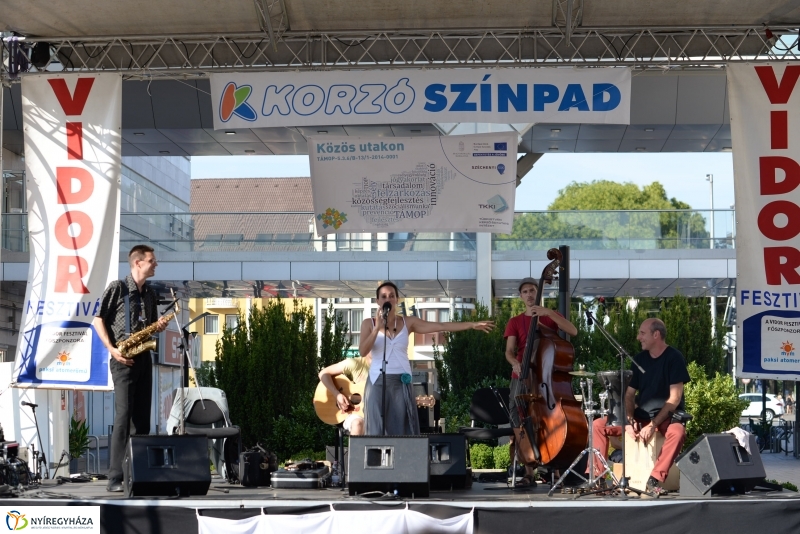 Vasárnap délutáni séta a Vidor-programok helyszínein