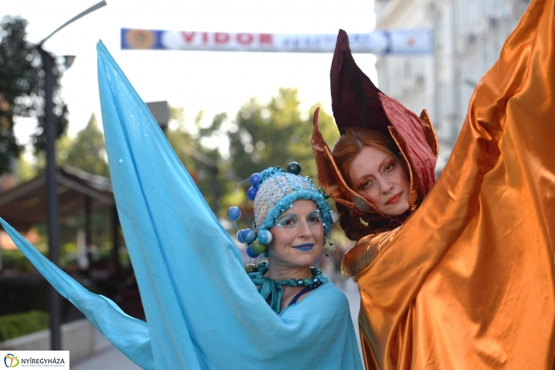 Vasárnap délutáni séta a Vidor-programok helyszínein