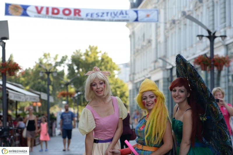 Vasárnap délutáni séta a Vidor-programok helyszínein