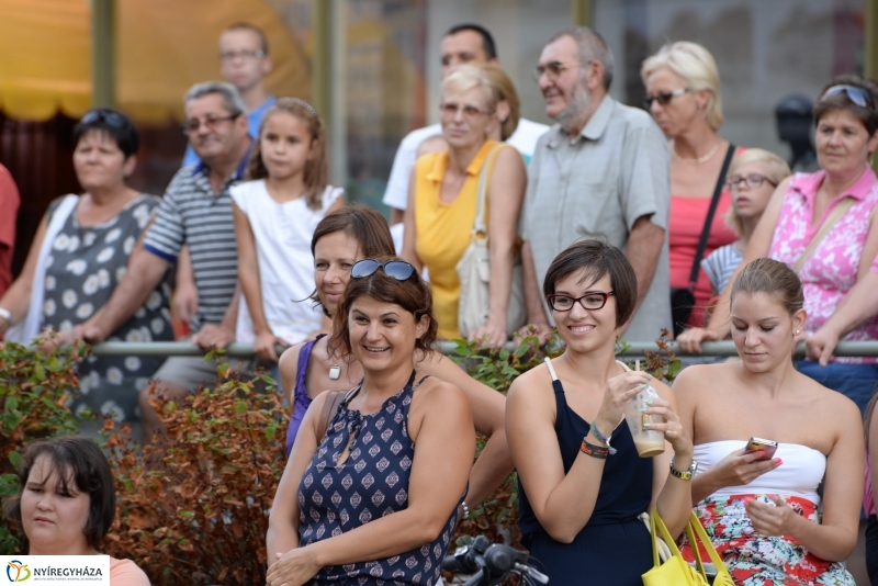 Vasárnap délutáni séta a Vidor-programok helyszínein