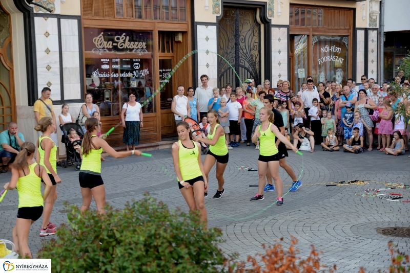 Vasárnap délutáni séta a Vidor-programok helyszínein