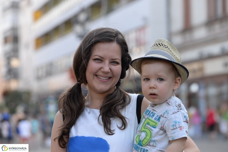 Vasárnap délutáni séta a Vidor-programok helyszínein