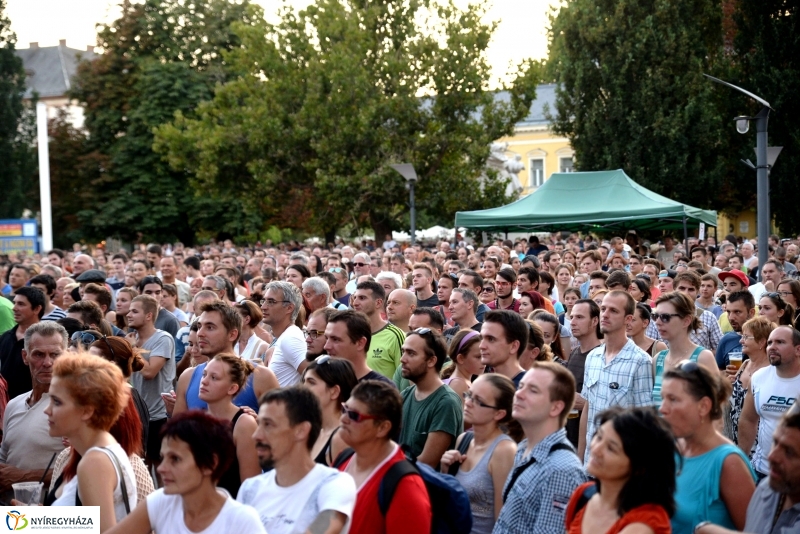 Kiscsillag a Vidor Nagyszínpadán