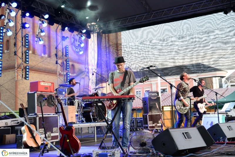 Kiscsillag a Vidor Nagyszínpadán