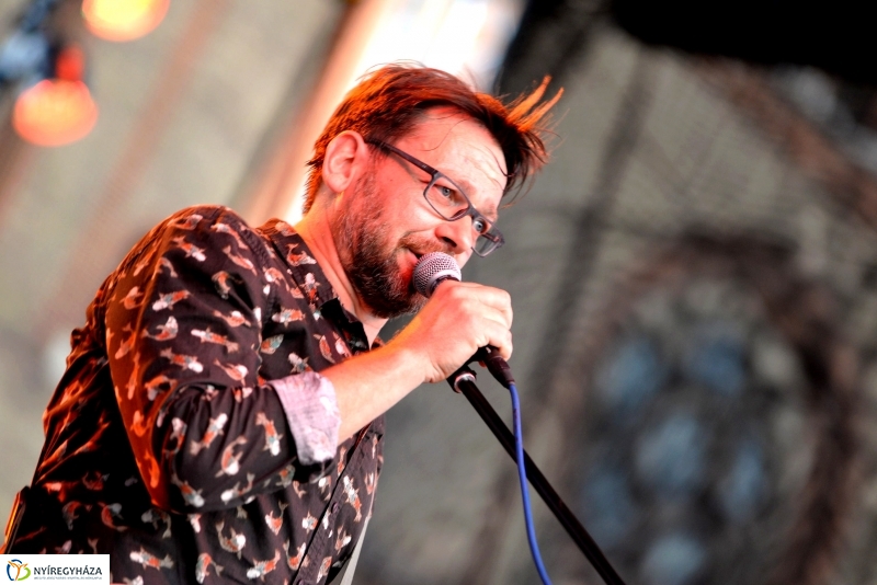 Kiscsillag a Vidor Nagyszínpadán