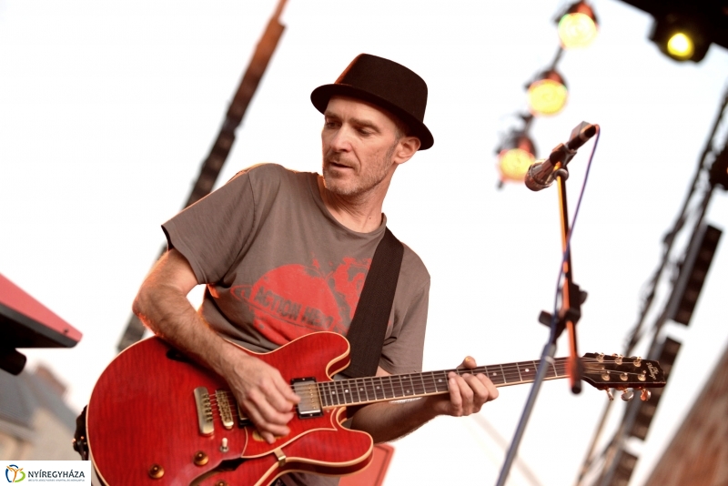 Kiscsillag a Vidor Nagyszínpadán