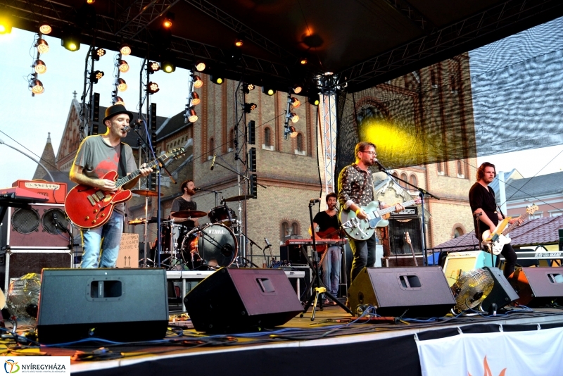 Kiscsillag a Vidor Nagyszínpadán