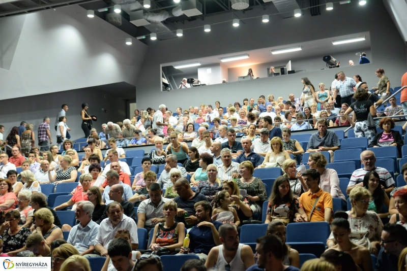 SOMNAKAJ a VMKK színpadád