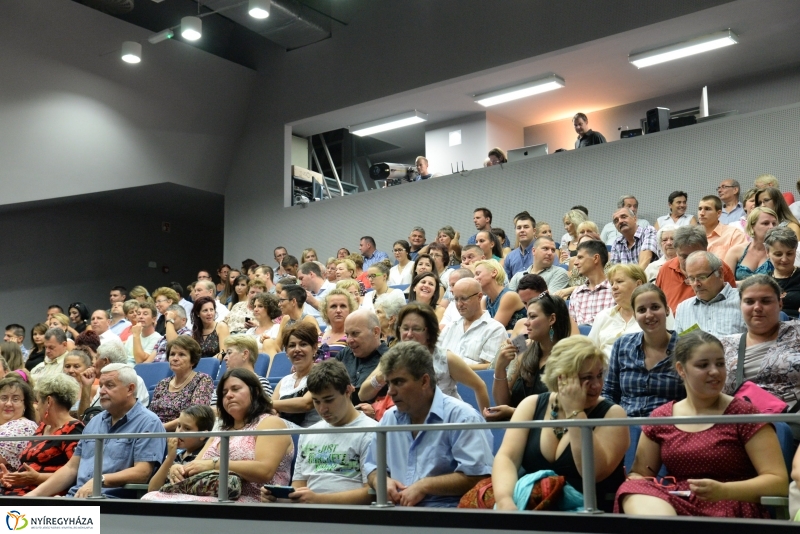 SOMNAKAJ a VMKK színpadád