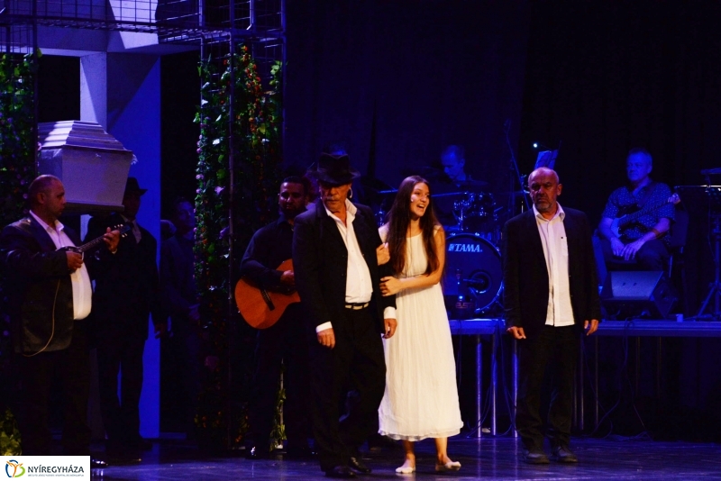 SOMNAKAJ a VMKK színpadád