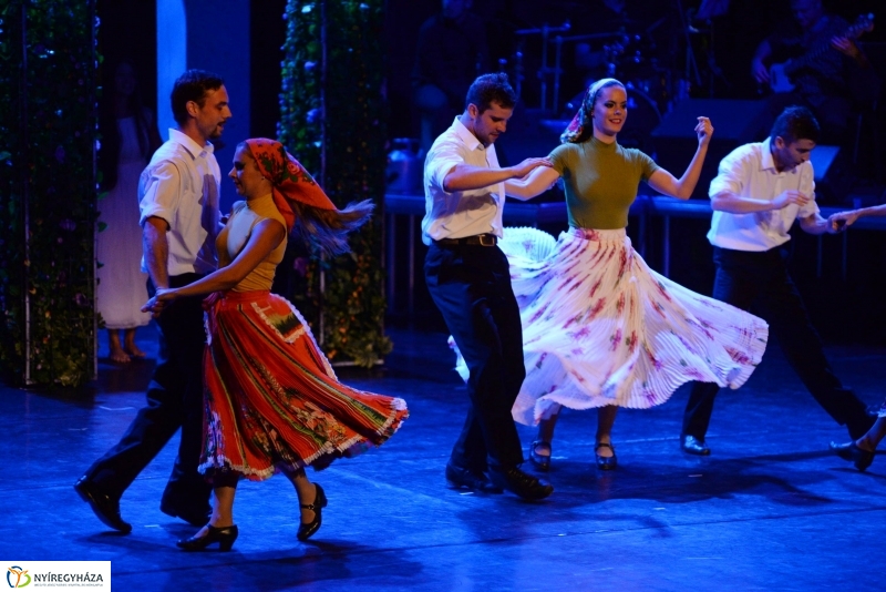 SOMNAKAJ a VMKK színpadád