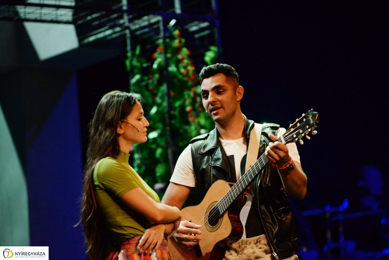 SOMNAKAJ a VMKK színpadád